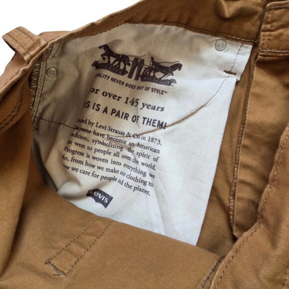 Levi - Picture 6 of 12